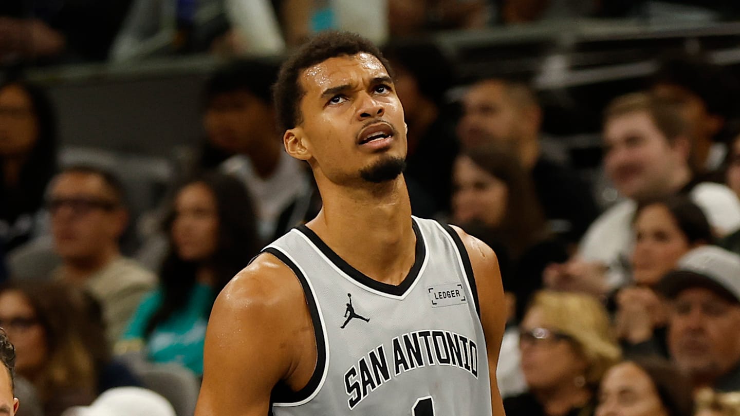 Golden State Warriors v San Antonio Spurs