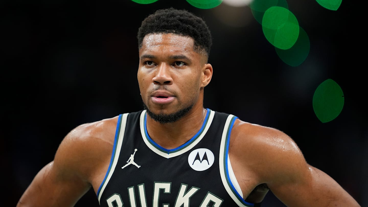 Chicago Bulls v Milwaukee Bucks