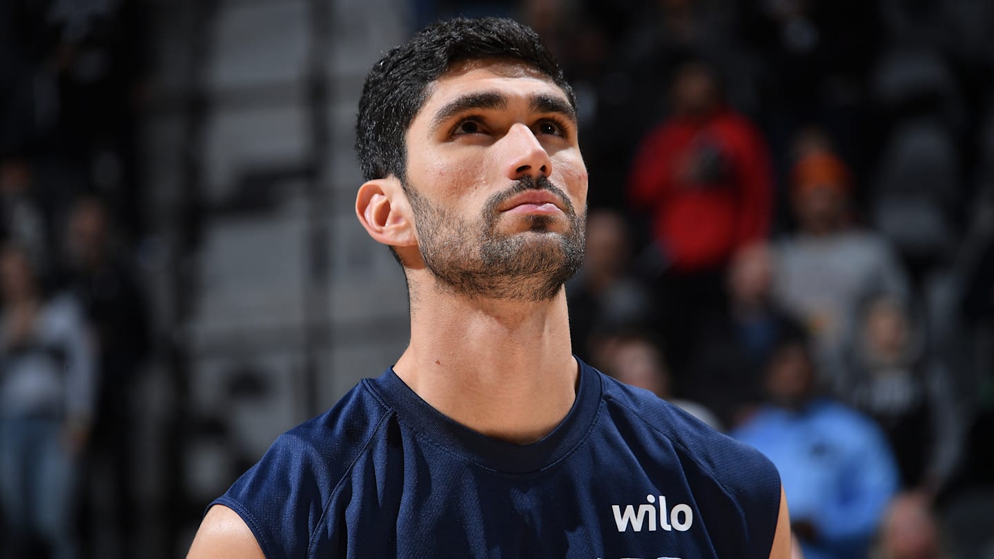 Memphis Grizzlies v San Antonio Spurs