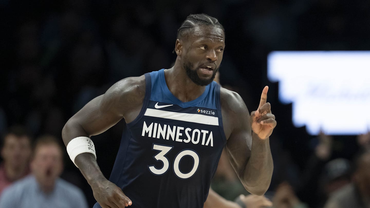 Julius Randle Talks Dymatize and His Dream Sneaker Collaboration