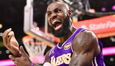 Los Angeles Lakers defeaed the LA Clippers 135-118 to win a NBA basketball game.