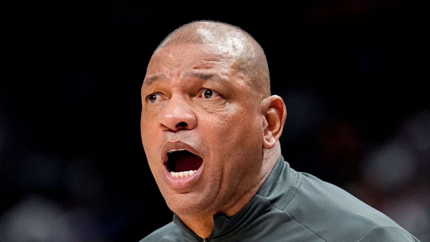 Milwaukee Bucks v Detroit Pistons