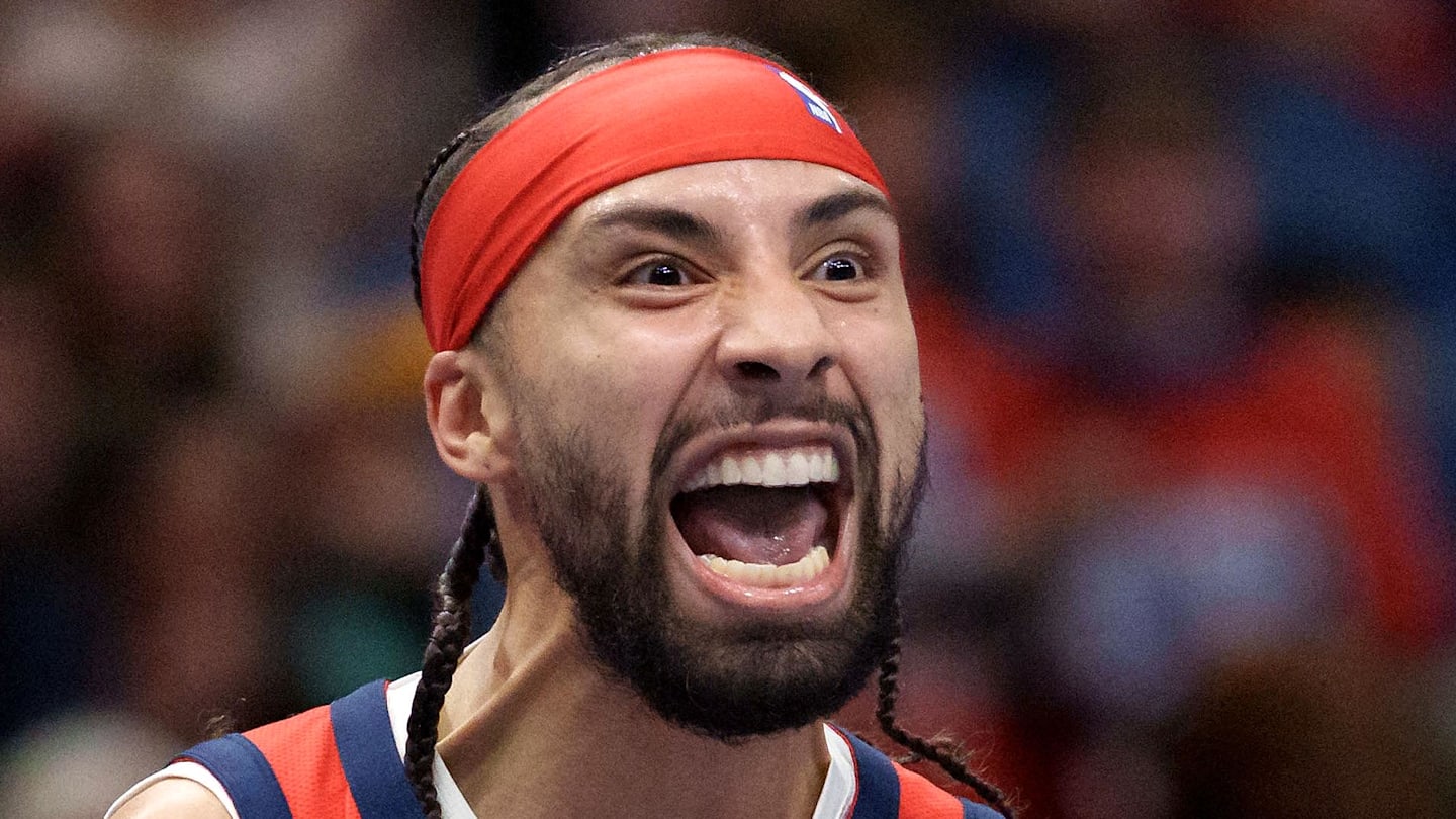 Nov 26, 2025; New Orleans, Louisiana, USA;  New Orleans Pelicans guard Jose Alvarado (15) reacts after a three point basket against the Memphis Grizzlies during the first half at Smoothie King Center. Mandatory Credit: Matthew Hinton-Imagn Images
