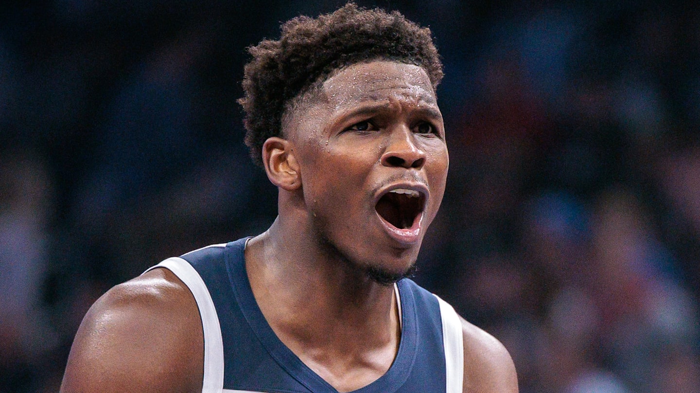 Minnesota TImberwolves v Oklahoma City Thunder