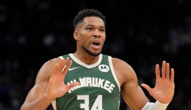 Sacramento Kings v Milwaukee Bucks