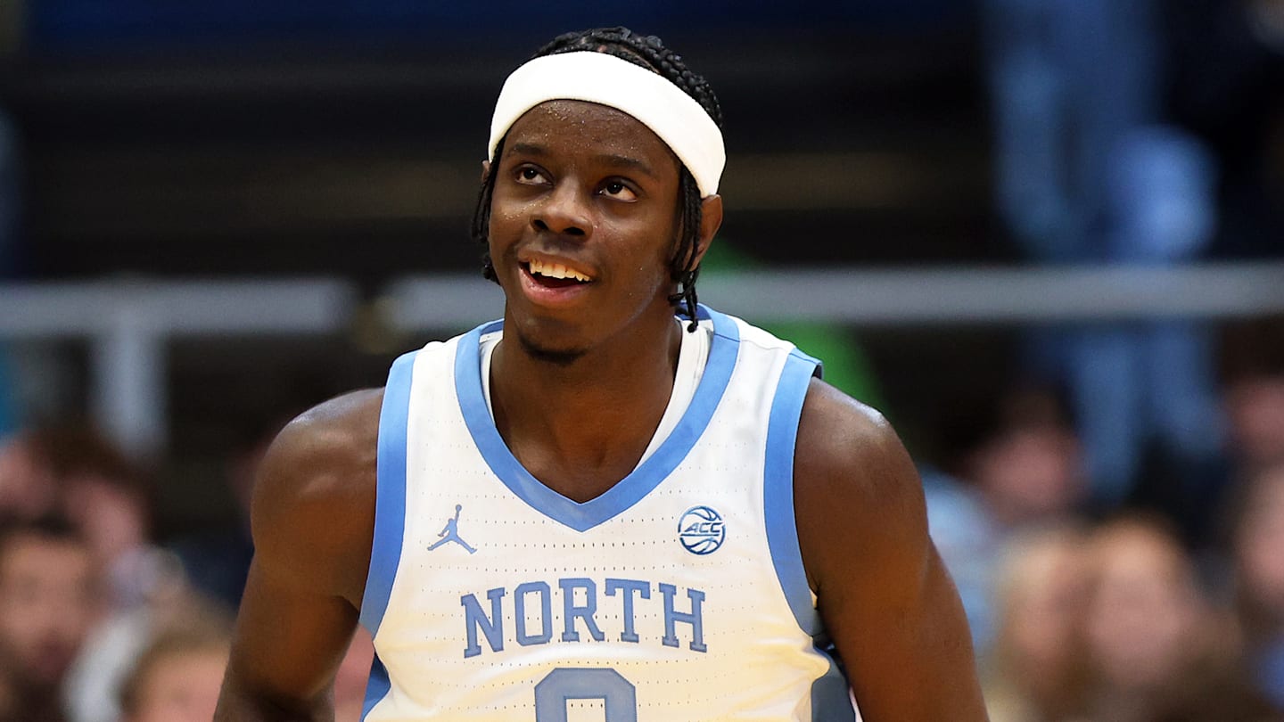 COLLEGE BASKETBALL: DEC 07 Georgetown at North Carolina