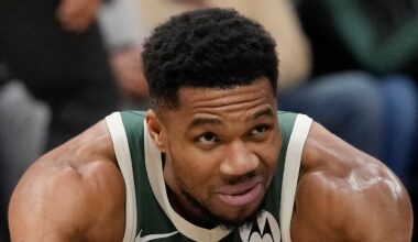 Detroit Pistons v Milwaukee Bucks