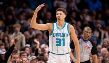 Banged-up Hornets head west to take on sputtering Cavaliers