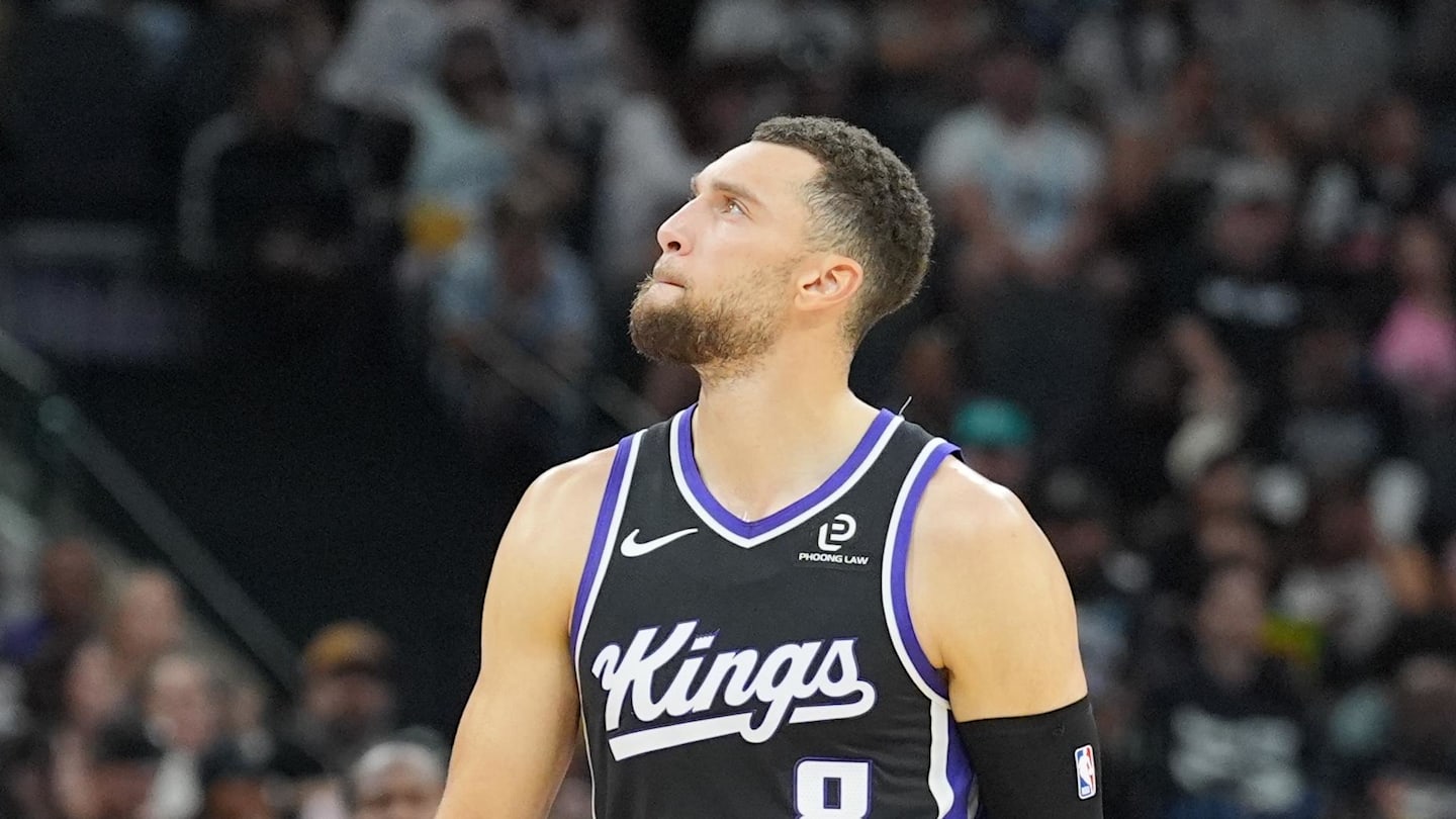 Kings Star Zach LaVine Suffers Injury During Timberwolves Game