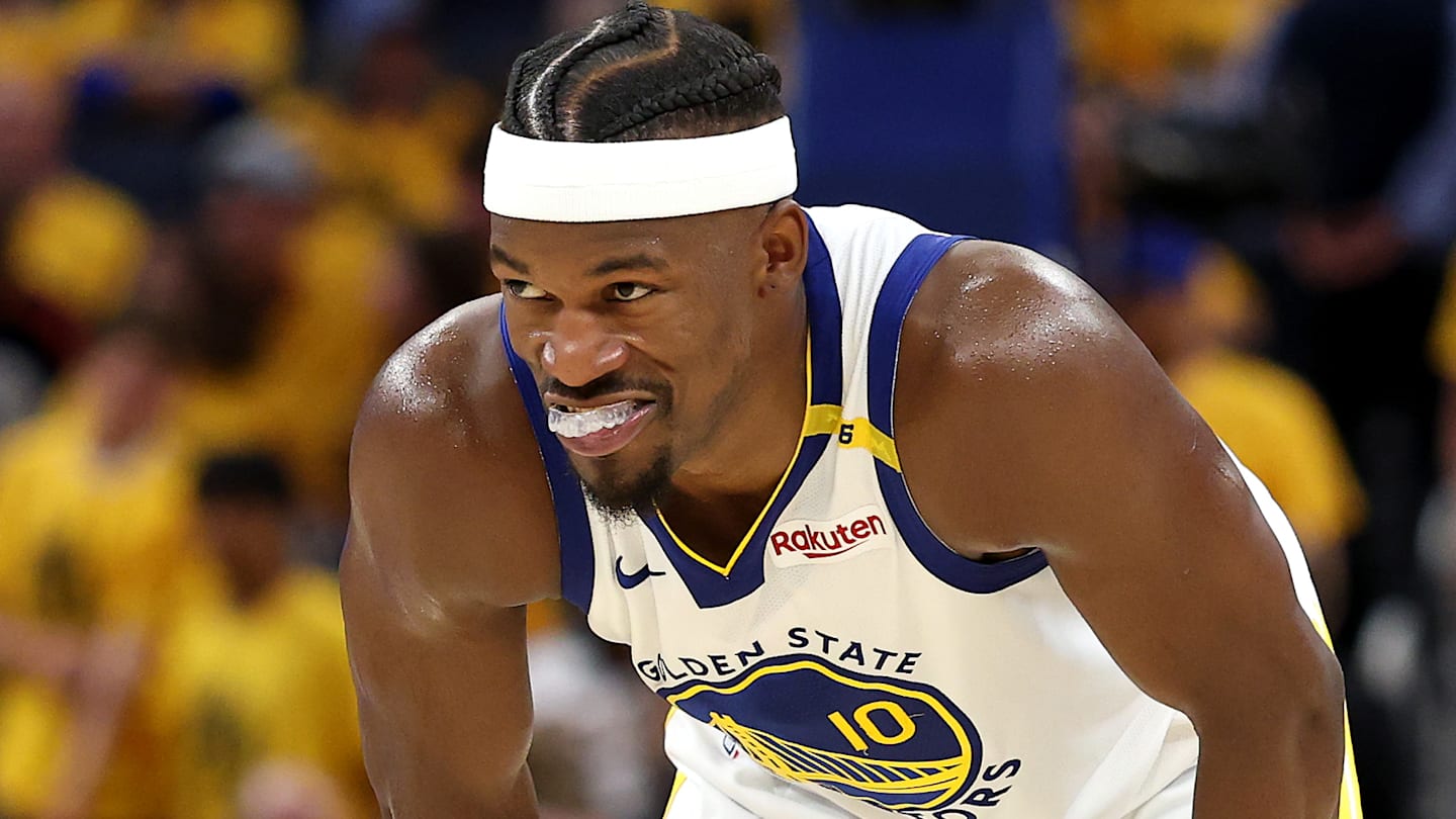 Minnesota Timberwolves v Golden State Warriors - Game Three