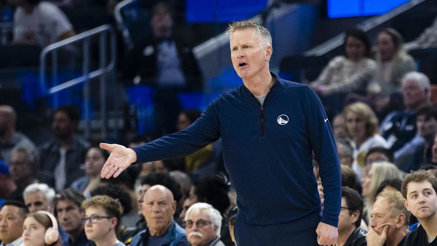 Takeaways from Warriors' Win Over Suns: Bench Player Saves Dubs