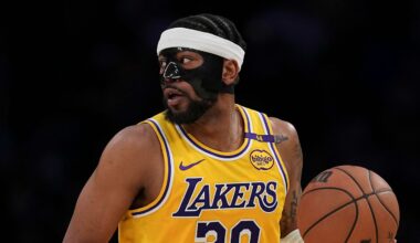 Golden State Warriors v Los Angeles Lakers