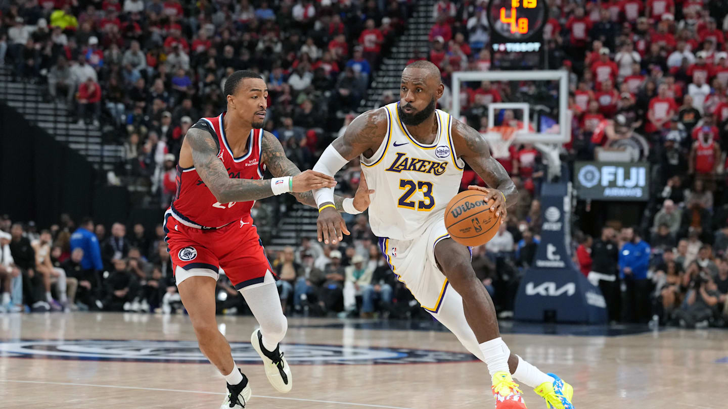 Lakers' LeBron James Breaks Michael Jordan Record Despite Losing to Clippers