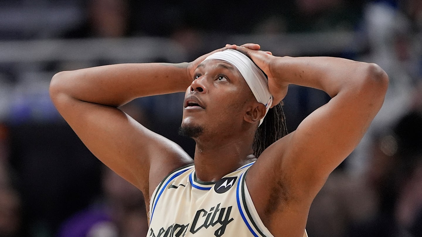 Toronto Raptors v Milwaukee Bucks