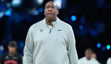 Dec 16, 2025; Las Vegas, Nevada, USA; New York Knicks head coach Mike Brown during the Emirates NBA Cup Final at T-Mobile Arena. Mandatory Credit: Kirby Lee-Imagn Images