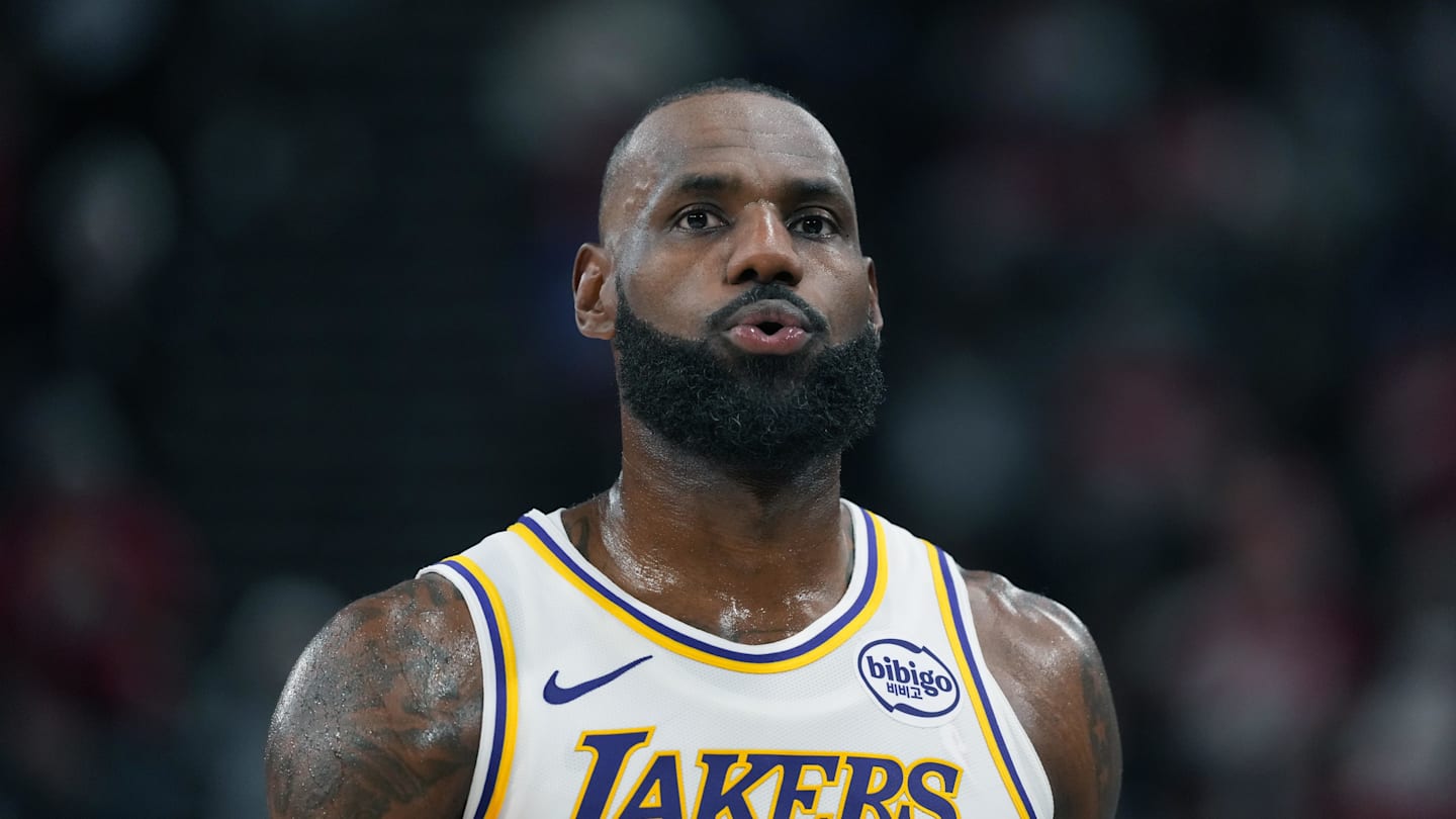 Lakers' LeBron James Pulls No Punches After Scoring Streak Ends