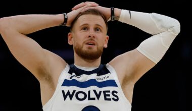 Minnesota TImberwolves v Los Angeles Lakers