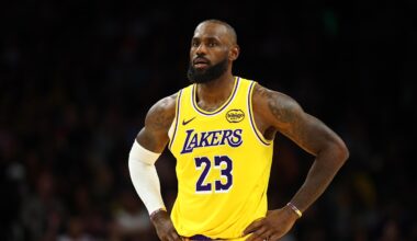 LeBron James Gets Blasted for Lack of Effort in Rockets' Lopsided Victory vs Lakers