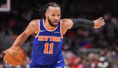 Knicks Escape With Narrow Victory Over Hawks in Atlanta Thriller