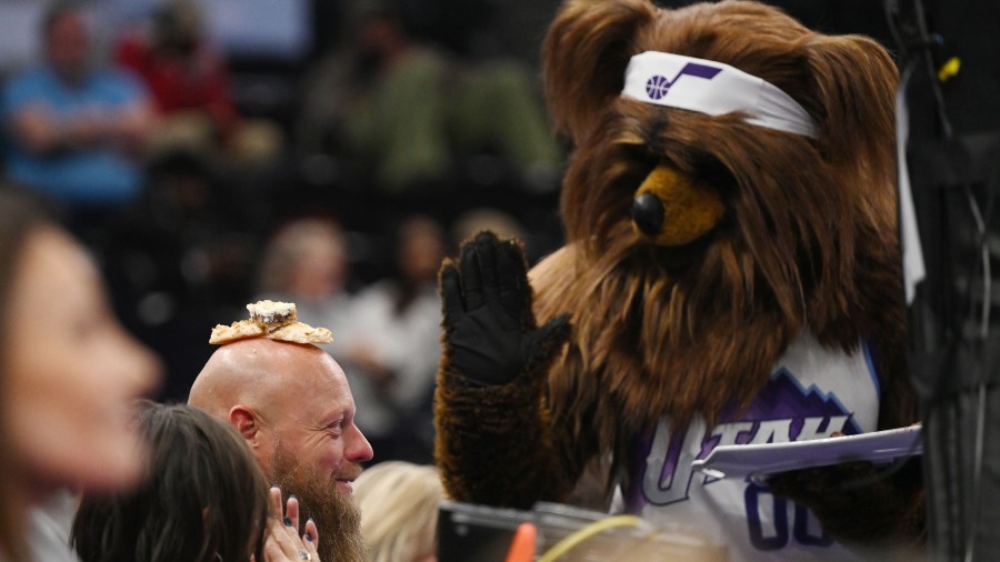 Follow @kslsports...