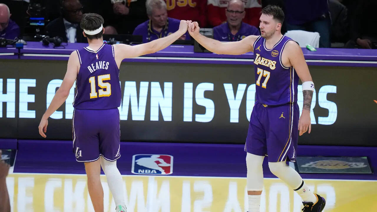Los Angeles Lakers vs Phoenix Suns Live Score: Luka Doncic And Company Face Suns Challenge LeBron James Austin Reaves
