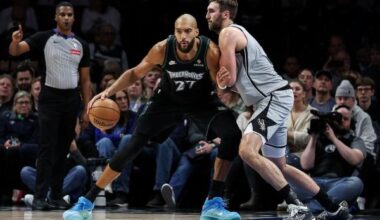Timberwolves ride big fourth quarter to down Spurs