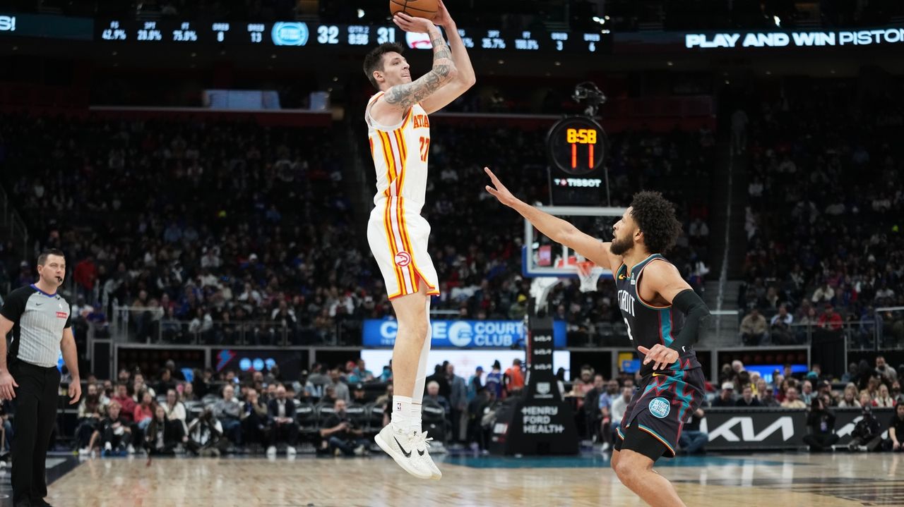 Cunningham stars late as the Pistons hang on to beat the Hawks 99-98