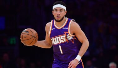 Suns' Devin Booker exits vs. Lakers with right groin injury