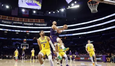 Suns top Lakers despite Booker injury; Mavs shock Nuggets