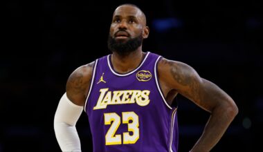 Knicks Urged to Trade For LeBron James, Send Fan Favorite to LA