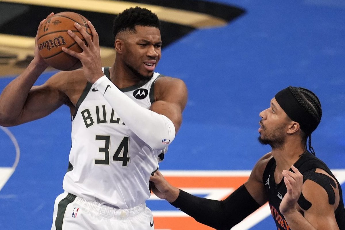 Update on Knicks Making 'Real Offer' for Giannis Antetokounmpo- Heavy Sports