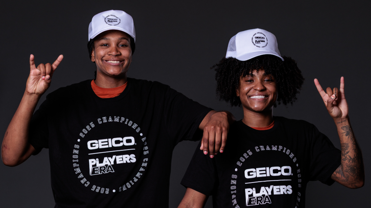 Women's college basketball Power Rankings: Texas closes in on UConn at the top