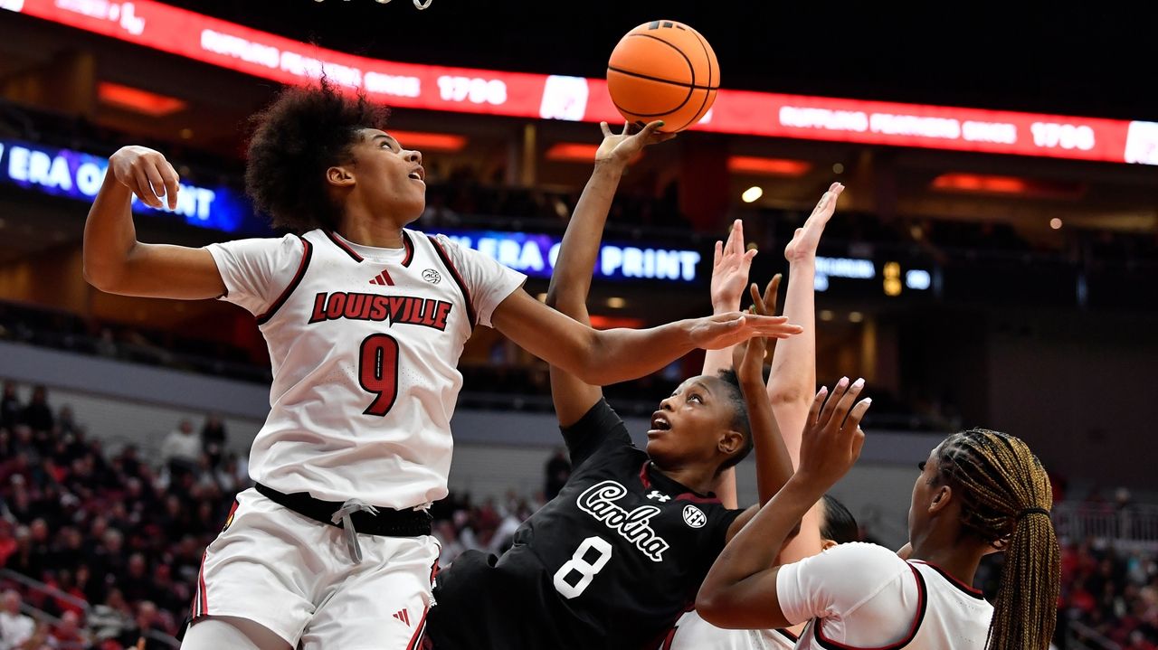 No. 3 South Carolina women outlast No. 22 Louisville 79-77 in ACC/SEC Challenge