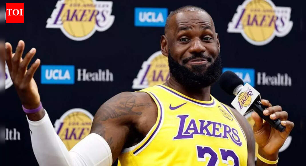 LeBron James sacrifices his 1,297-game double-digit streak to deliver the winning assist and lift Lakers past Raptors | NBA News