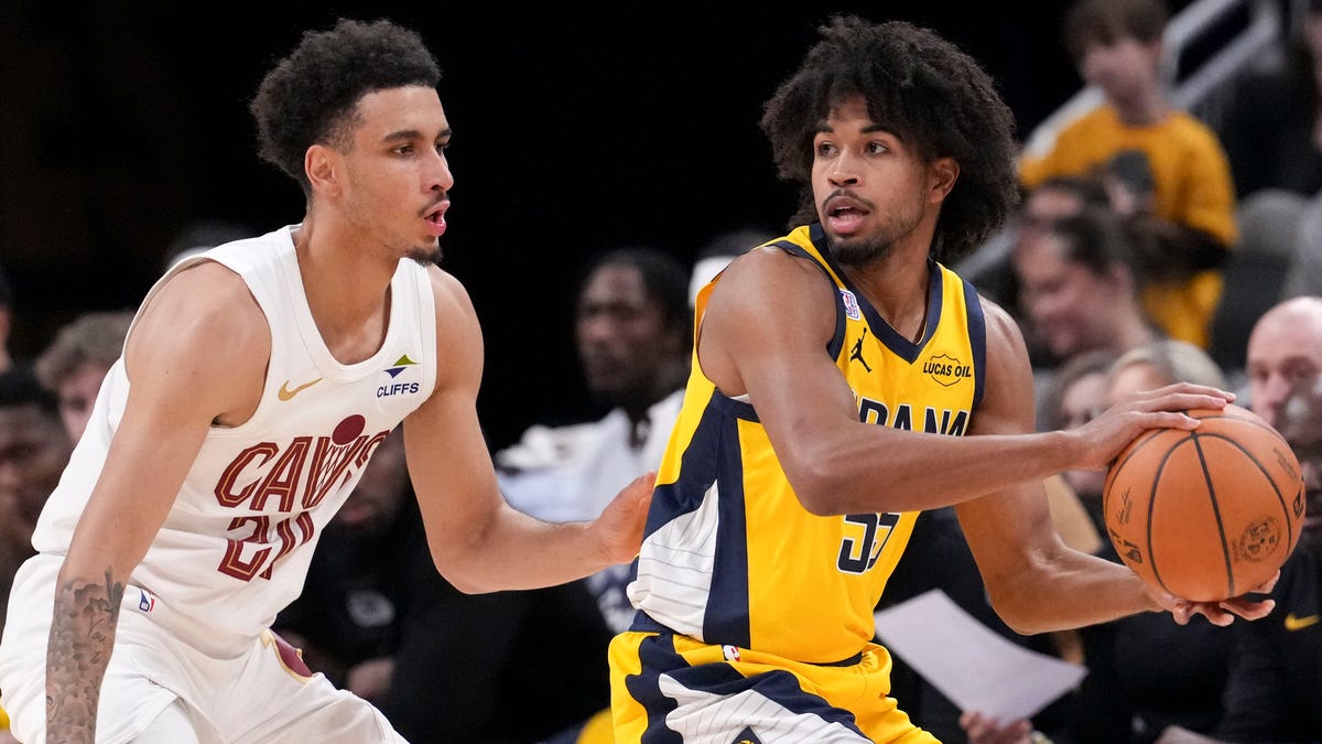 Pacers give Ethan Thompson NBA debut opportunity