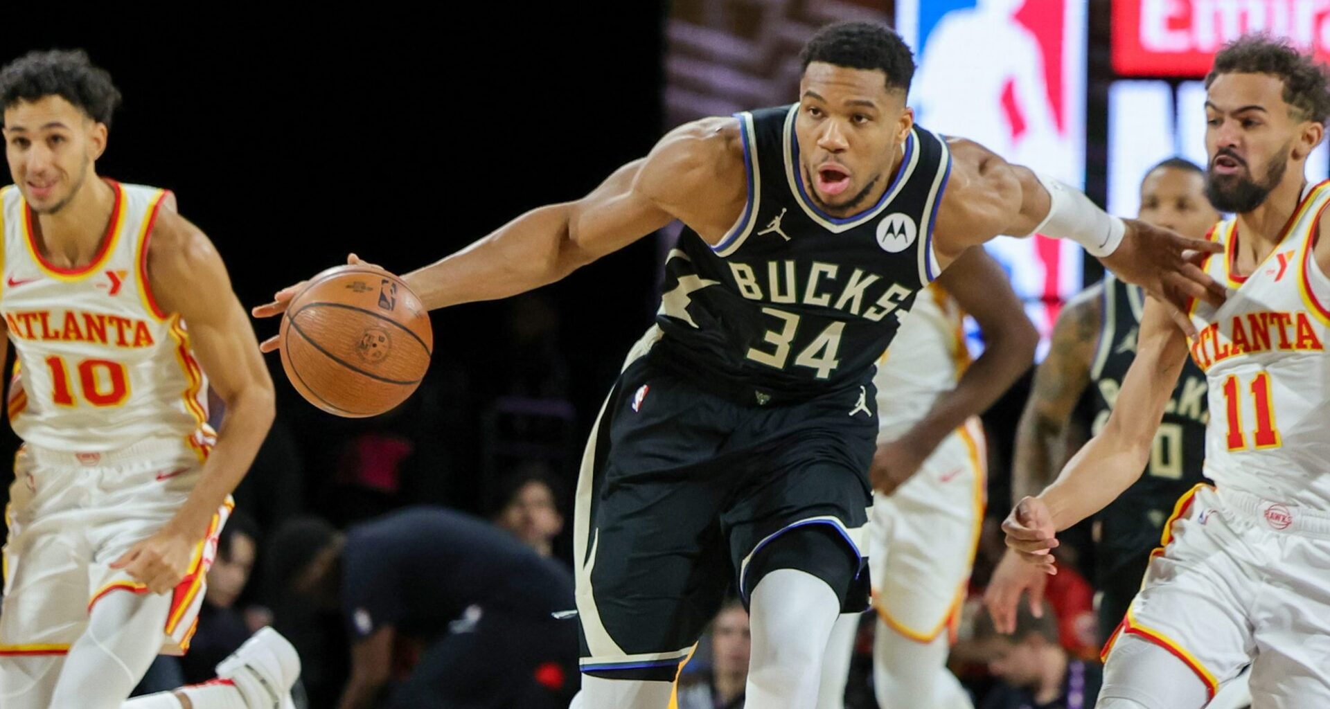 Giannis-to-Hawks Blockbuster Trade Proposal Floated