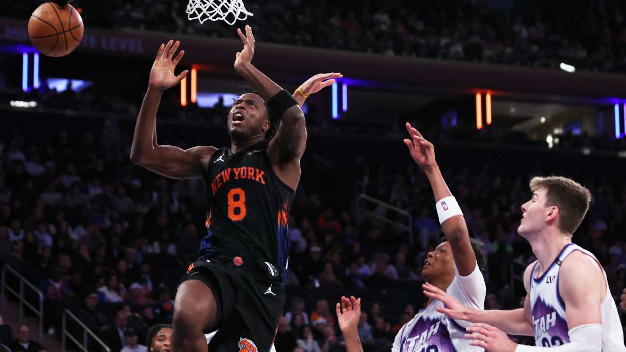 Historic 1st quarter performance helps Knicks blitz Jazz 146-112