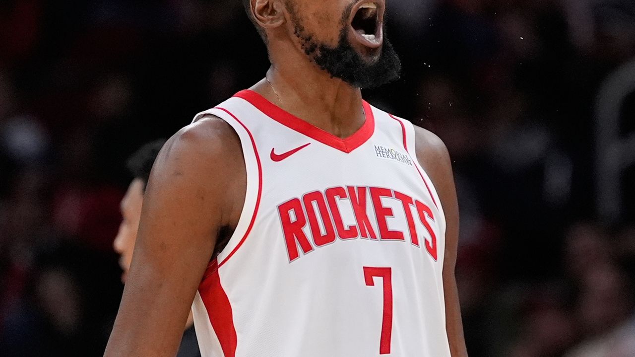 Durant reaches 31,000 career points as Rockets dominate Suns