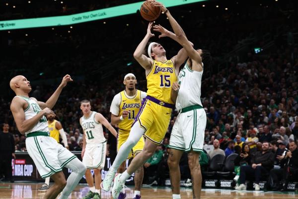 Lakers hope to get healthier, end road trip on high note vs. Sixers