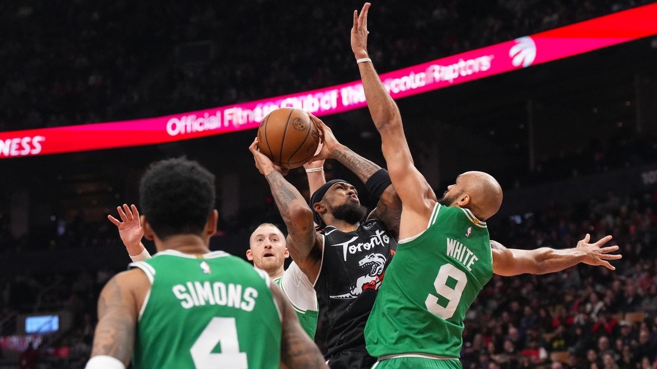 Brown scores 30 as Celtics blow 23-point lead, hold on to beat Raptors 121-113