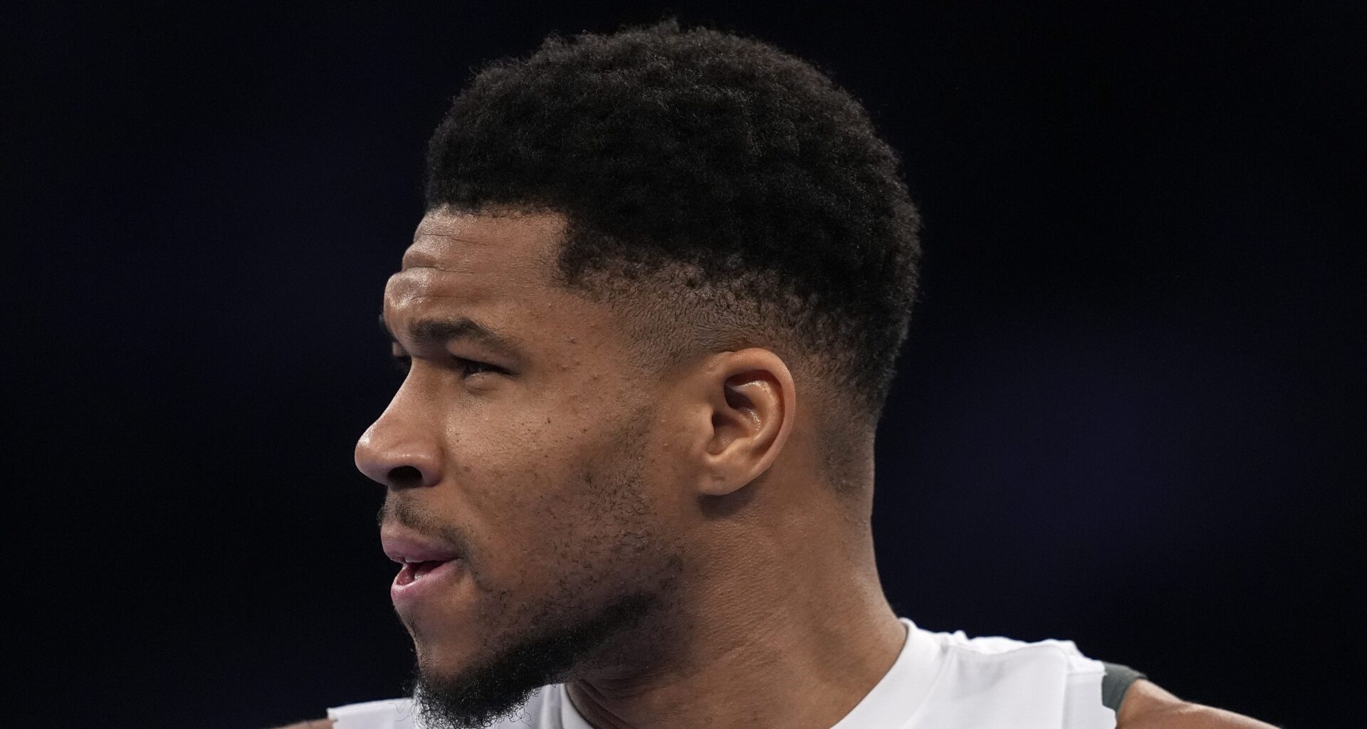 Bucks Locker Room Damaged by Giannis Antetokounmpo Situation per Report