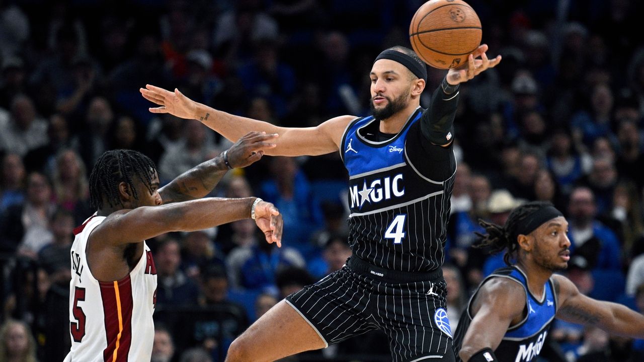 Bane scores 37 to lead the Magic past the Heat 117-108 in the NBA Cup quarterfinals