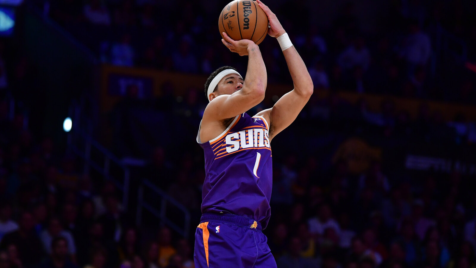 Devin Booker’s injury status signals hope for Phoenix Suns