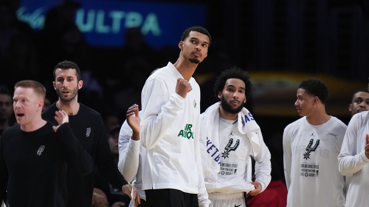 Victor Wembanyama could return from injury to join Spurs' NBA Cup chase this weekend, coach says