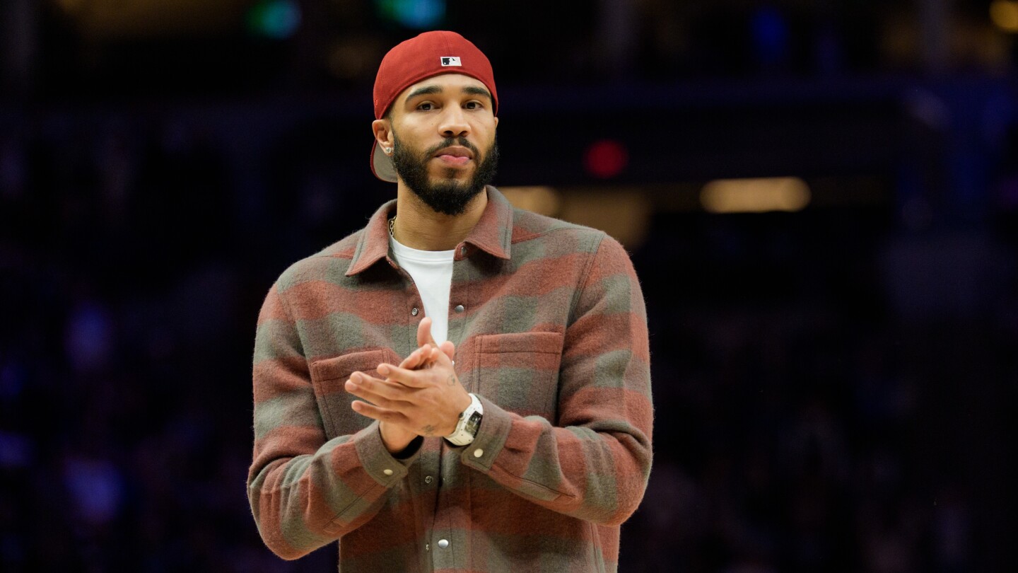 Jayson Tatum back to playing one-on-one, Mazzulla says of return timeline, 'It's all up to him'