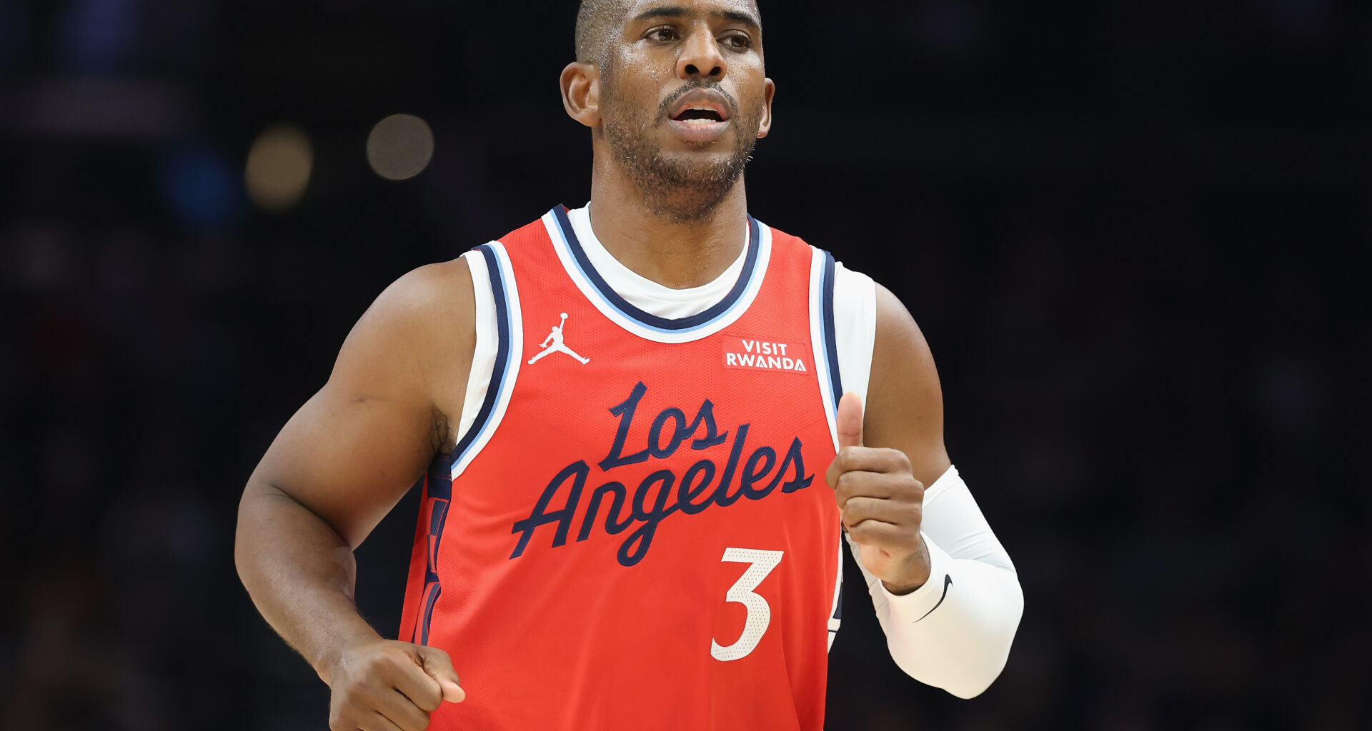 Two Contenders Interested In Acquiring Chris Paul From Clippers