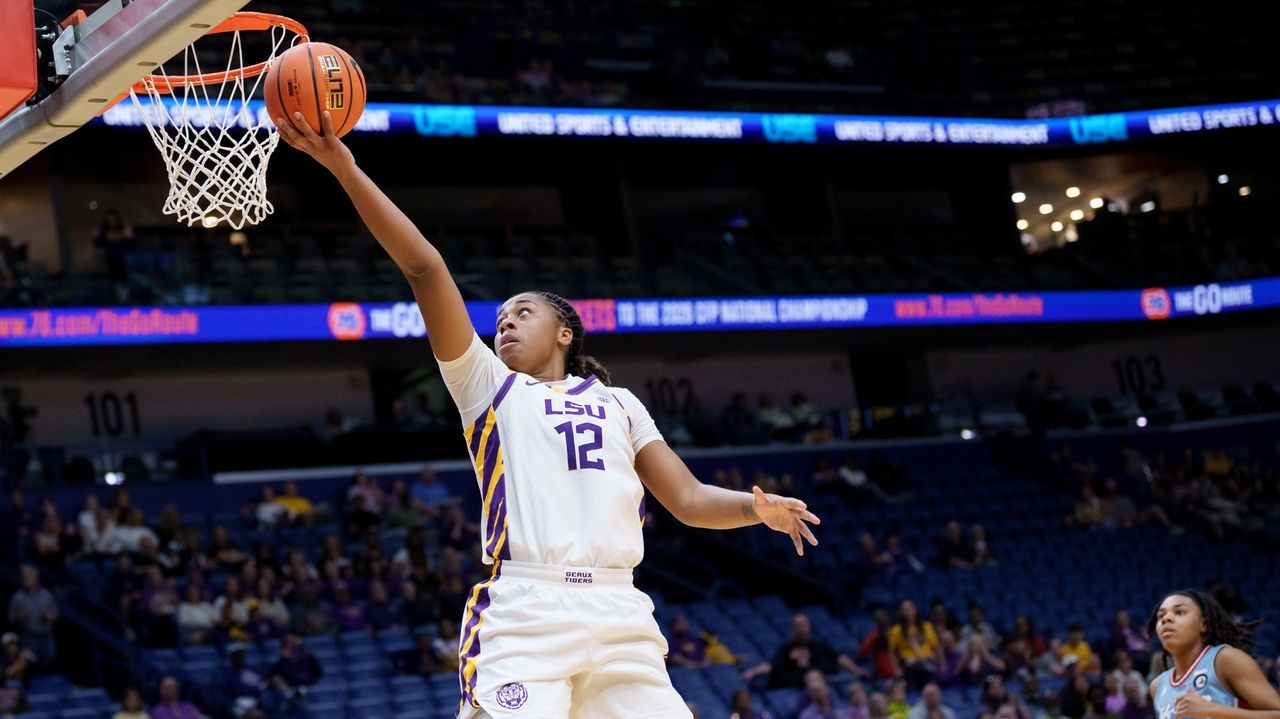 Williams scores 19 to lead No. 5 LSU in 87-61 win against Kim Mulkey's alma mater, Louisiana Tech