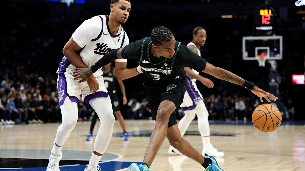 Timberwolves top Kings 117-103 without Edwards behind 24 points from Randle