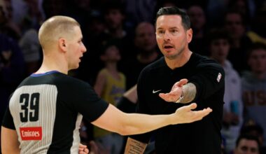 JJ Redick Takes Shot at Refs After Lakers' Ugly Win Over Suns
