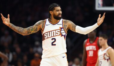 5 mock trades built around the Suns’ most expendable center